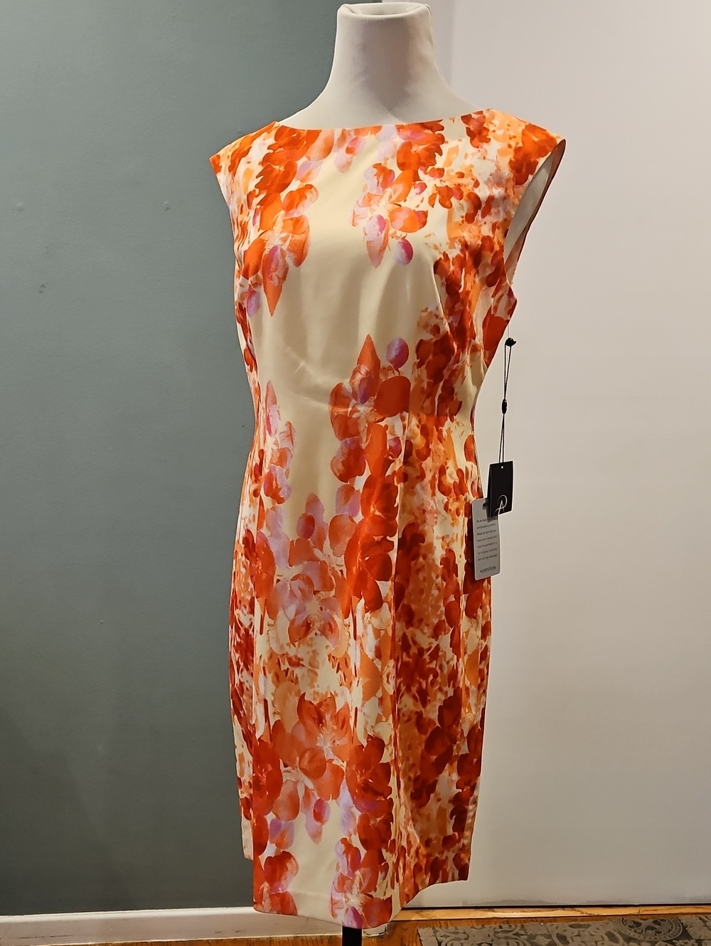 Fire Orange Floral Sheath on Cream 0284